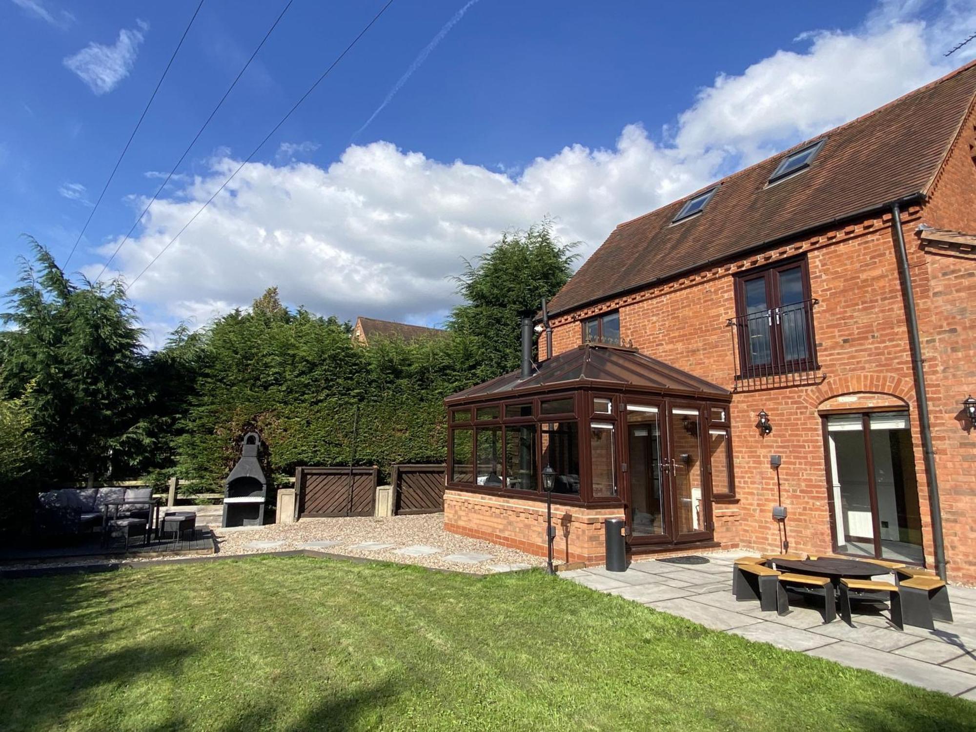 The Coach House Villa Birmingham Exterior photo